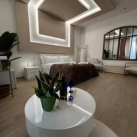 Centrale Suites 4*