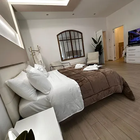 Centrale Suites 4*