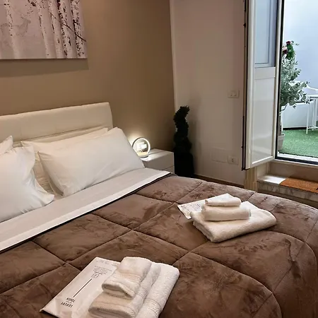 Centrale Suites Bed & Breakfast