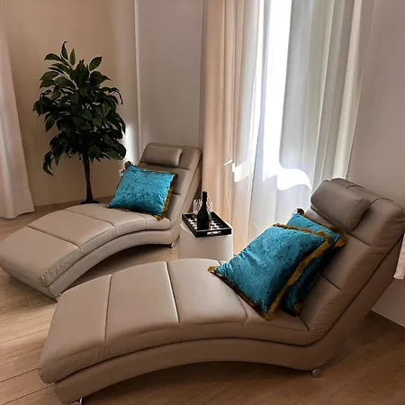 Centrale Suites Bed & Breakfast