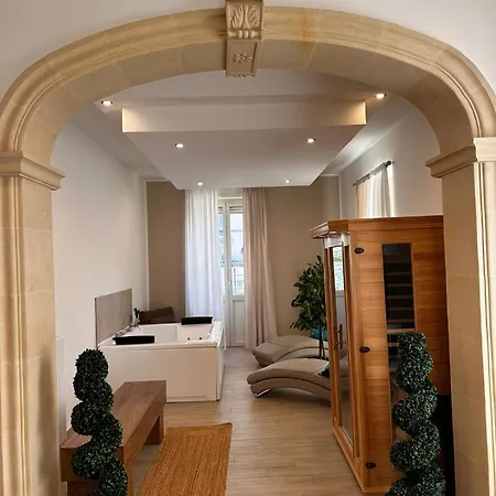 Centrale Suites Panzió 4*